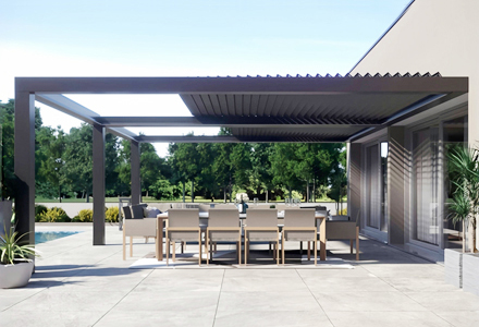 Retractable Louvre Pergola