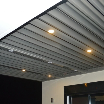 China Made  Customized Outdoor Patio Remote Control Louver Roof Aluminium Bioclimatic Pergola