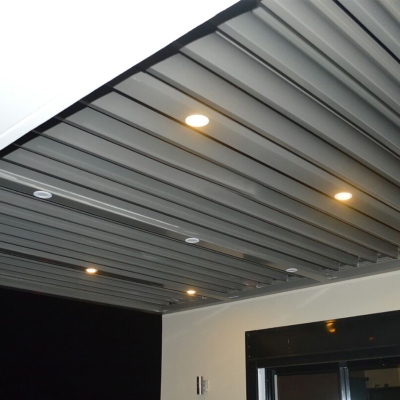 Motorised Solar Louvered Aluminium Patio Pergola Opening Roof With Side Screen