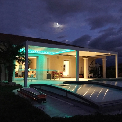 Motorized Opening And Closing Aluminum Louver Pergola With LED Lights