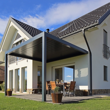 OEM Service Outdoor Pergola Waterproof Louver Roof System Garden Bioclimatic Aluminium Pergola