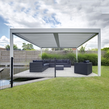 China Factory Sunproof Patio Aluminum Louver Blade Pergolas With Motor