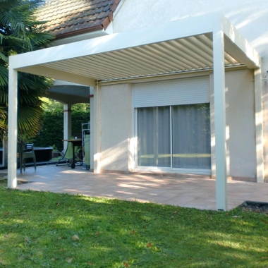 Customized Size Outdoor Gazebo Louver Bioclimatic Retractable Sun Shade Aluminum Pergola