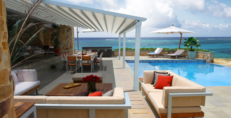 Folding rainproof curtain