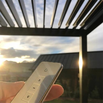 patio aluminum motorized louvre roof pergola with blind wall