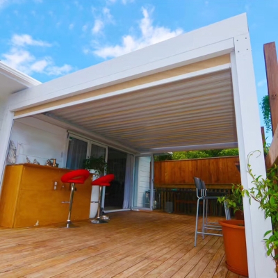 Waterproof louver roof system balcony garden rainproof metal aluminum pergola roof parts