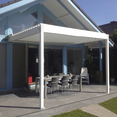 Balcony outdoor UV protection waterproof electric patio gazebo pergola roof 3x4