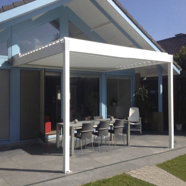 Aluminum Sunshade Waterproof Motorized Louver Roof Pergola For Garden Use